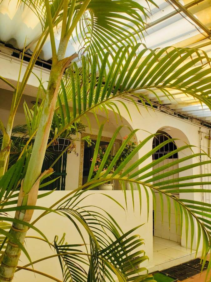 Tita'S Airport Hotel Cartagena Exterior photo